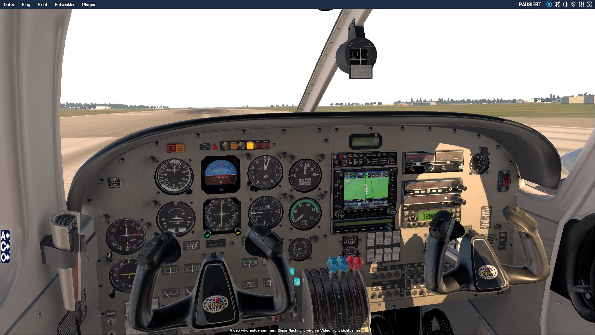 pa44_vc_gtn750_1.jpg